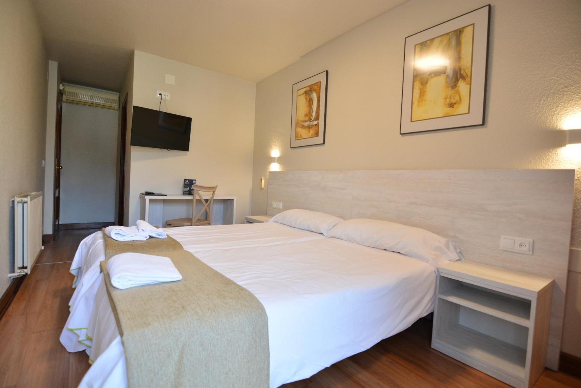 Hotel Ducay Olite Buitenkant foto