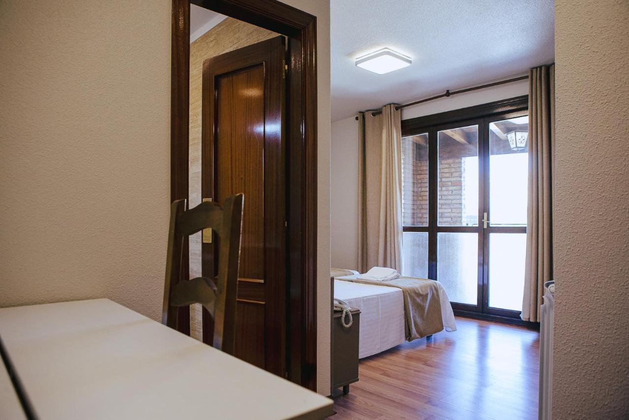 Hotel Ducay Olite Buitenkant foto